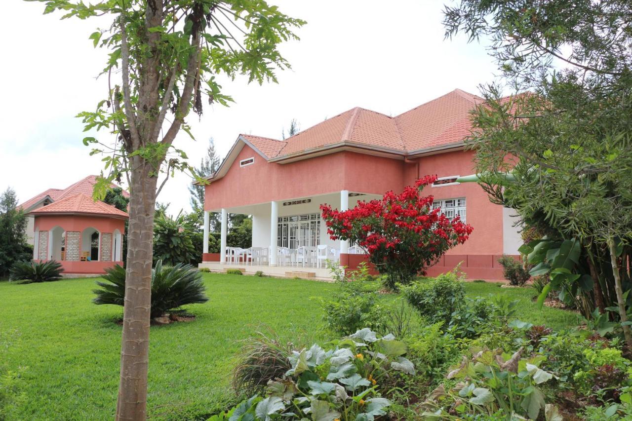 Hotel Maisons-Sifa Butare Esterno foto