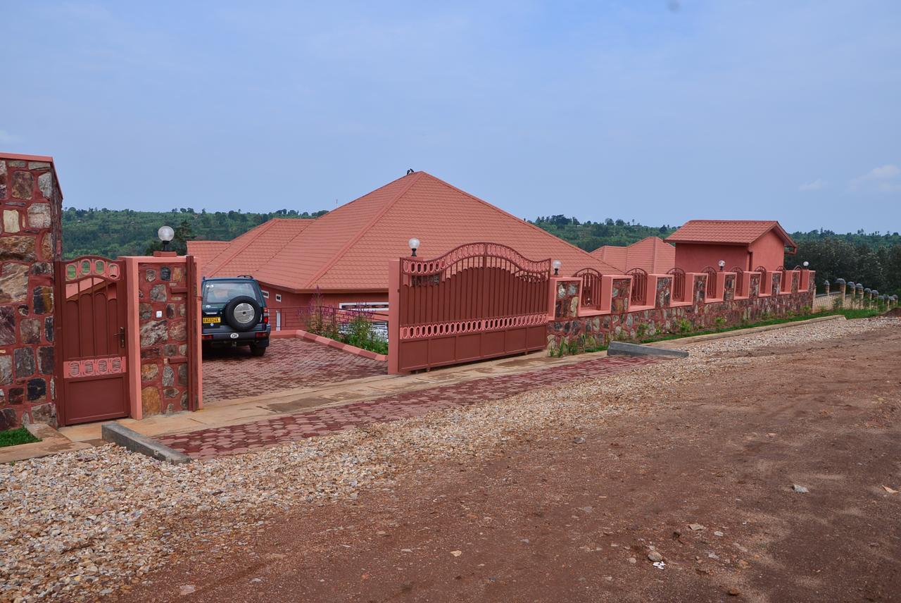 Hotel Maisons-Sifa Butare Esterno foto