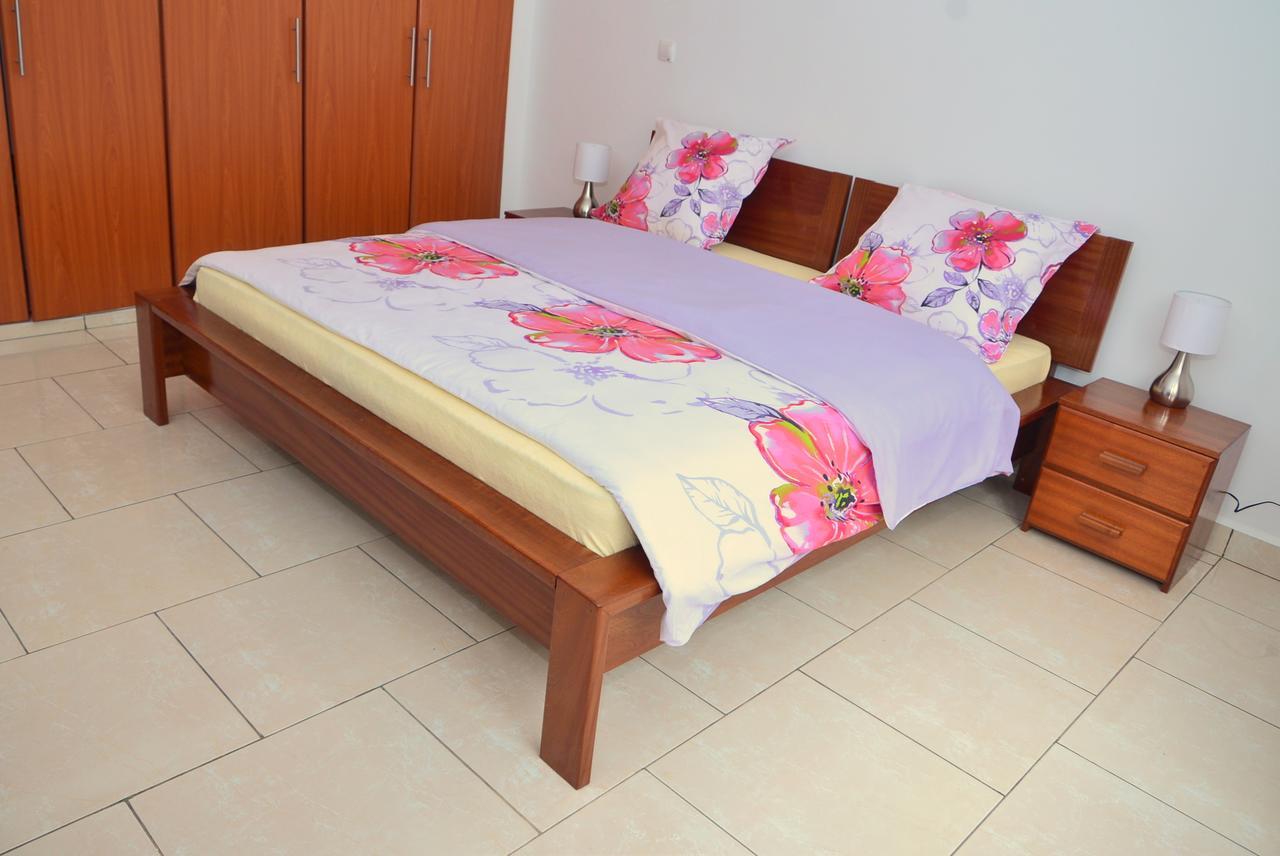 Hotel Maisons-Sifa Butare Esterno foto