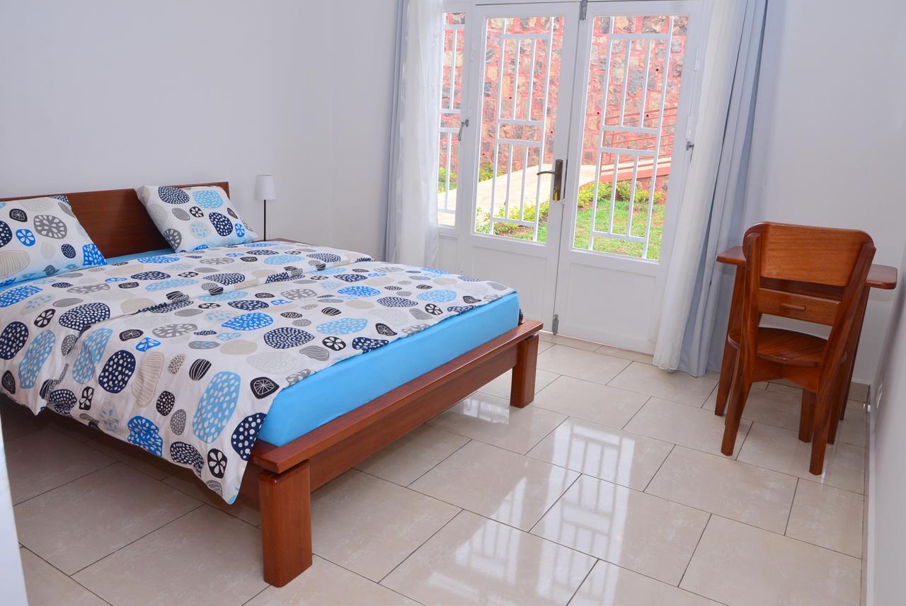 Hotel Maisons-Sifa Butare Esterno foto