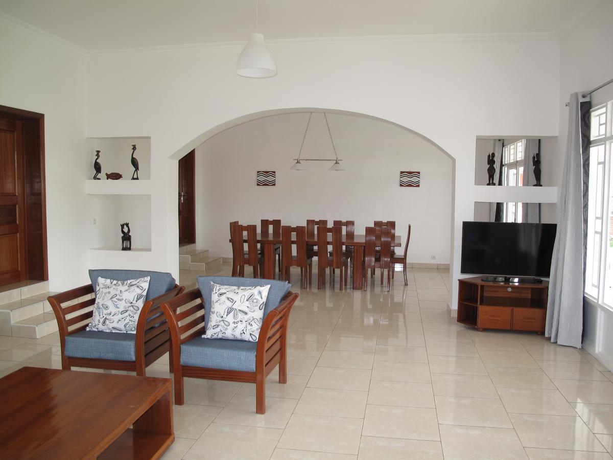 Hotel Maisons-Sifa Butare Esterno foto