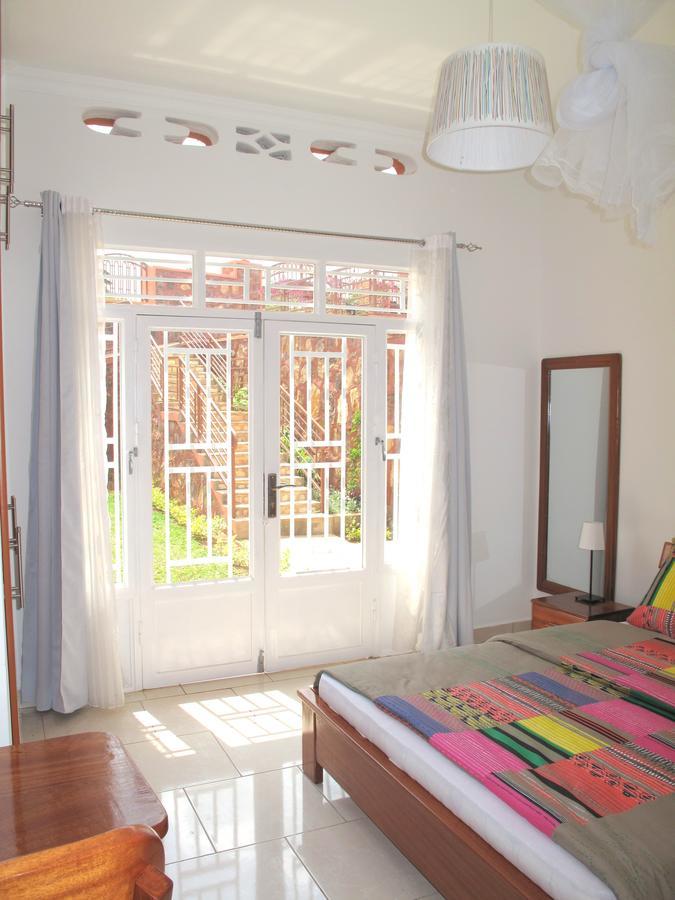 Hotel Maisons-Sifa Butare Esterno foto