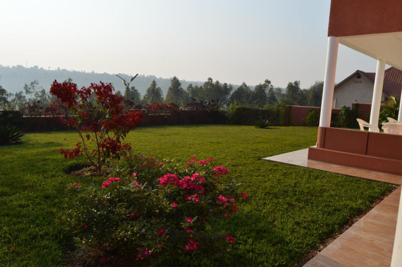 Hotel Maisons-Sifa Butare Esterno foto