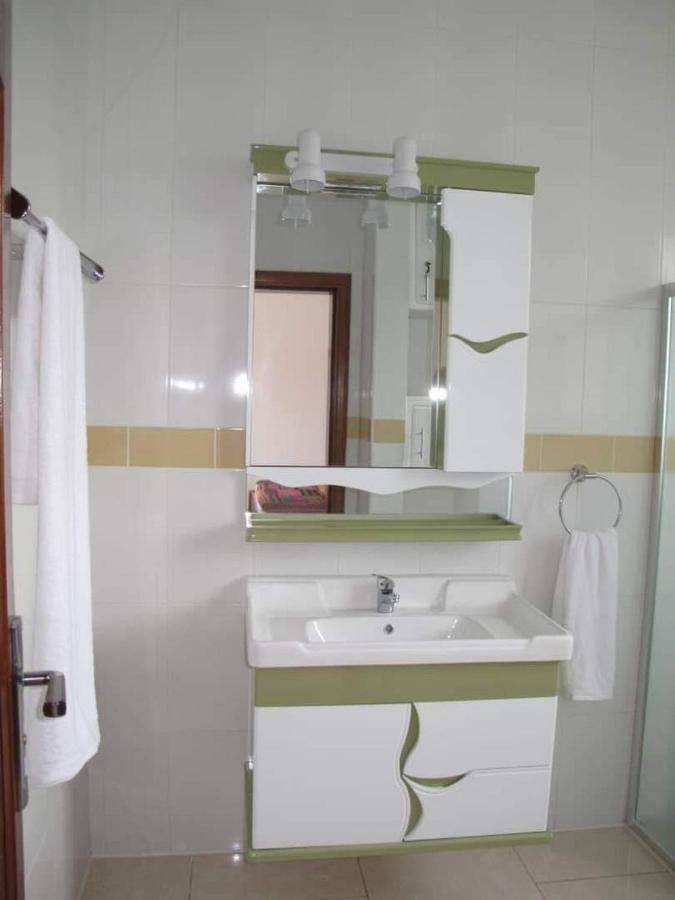 Hotel Maisons-Sifa Butare Esterno foto
