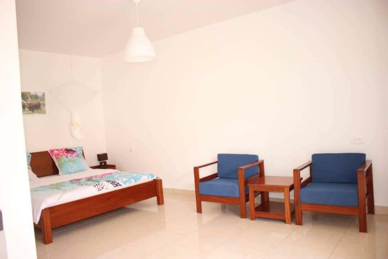 Hotel Maisons-Sifa Butare Esterno foto