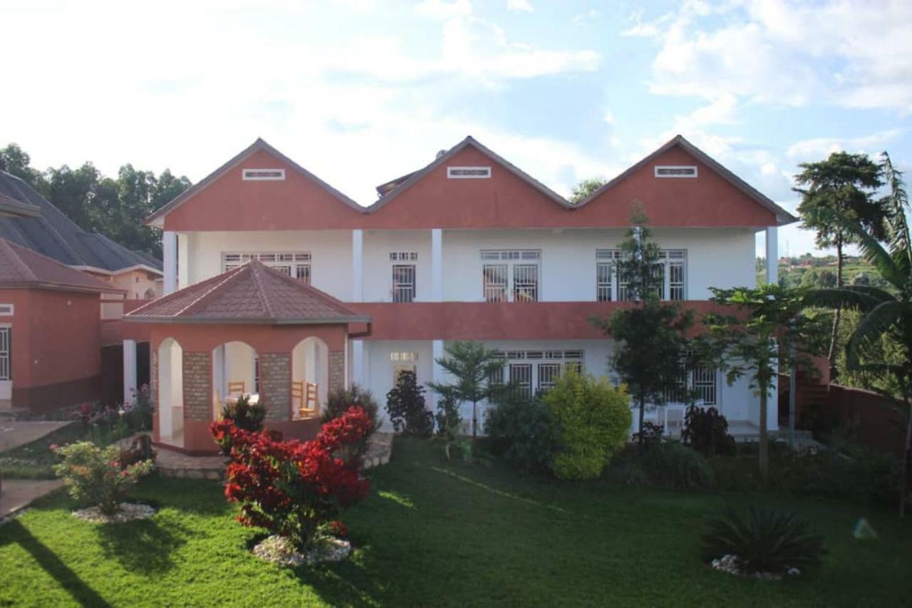Hotel Maisons-Sifa Butare Esterno foto
