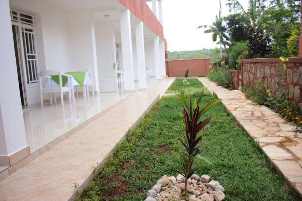 Hotel Maisons-Sifa Butare Esterno foto