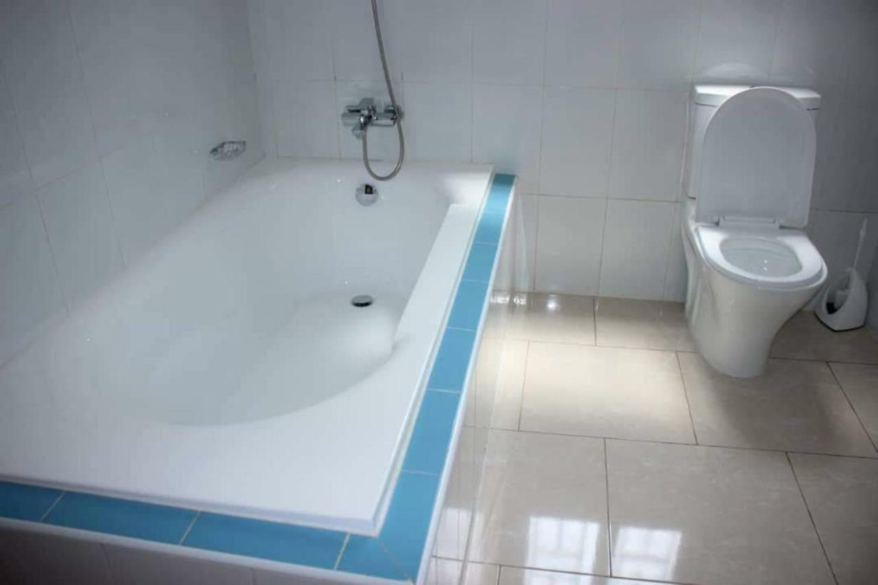 Hotel Maisons-Sifa Butare Esterno foto